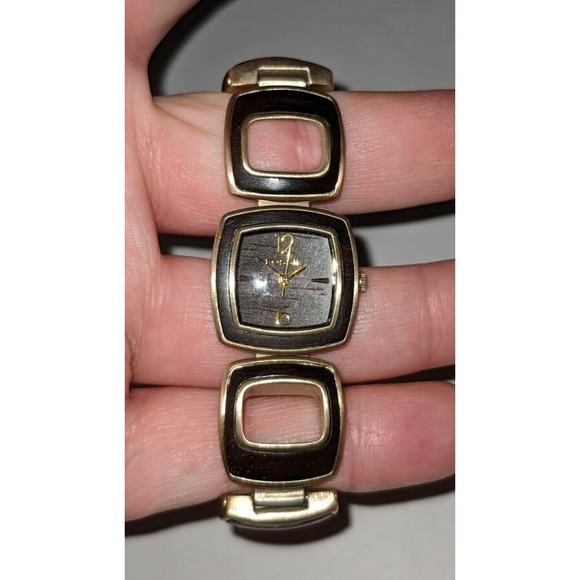 WOMEN'S FOSSIL QUARTZ WRIST WATCH DARK FAUX WOOD ACCENTS GOLD TONE TONED RARE - Picture 4 of 12